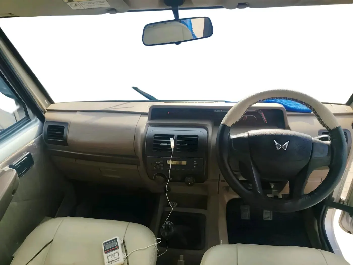 2022 Mahindra Bolero B6, Diesel, Manual, 73,203 km, interior