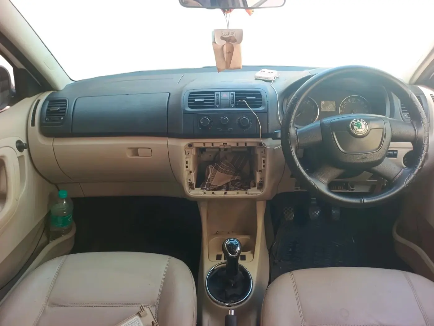 2011 Skoda Fabia ELEGANCE 1.6 MPI, Petrol, Manual, 42,358 km, interior