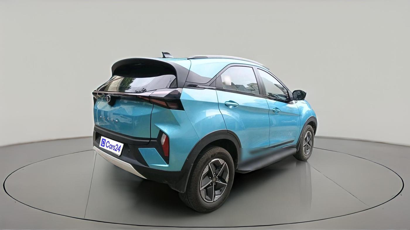 2024 Tata NEXON CREATIVE+ AMT 1.2 PETROL, Petrol, Automatic, 15,871 km, exterior