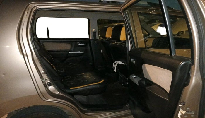 2015 Maruti Wagon R 1.0 VXI, Petrol, Manual, 35,720 km, interior