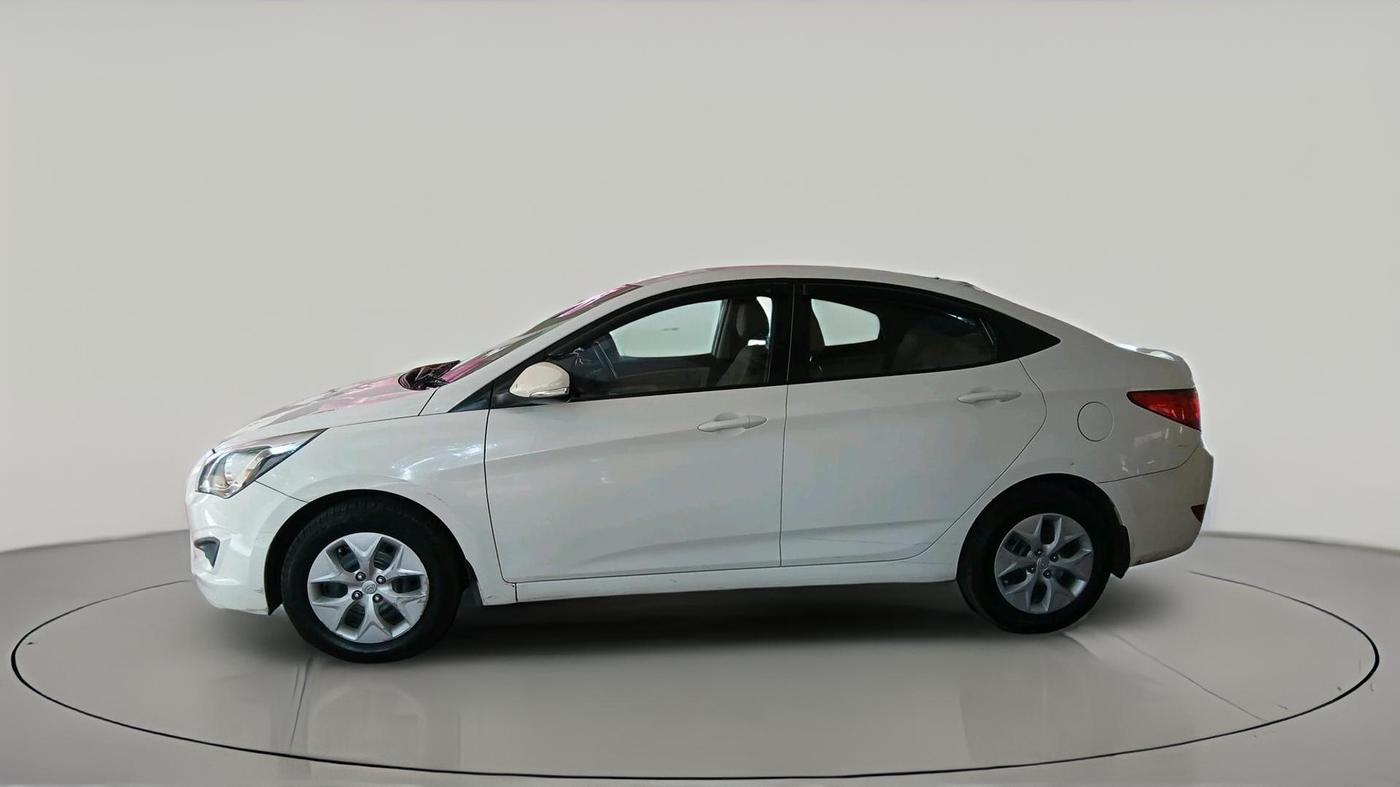 2016 Hyundai Verna FLUIDIC 4S 1.6 VTVT S, Petrol, Manual, 90,739 km, exterior