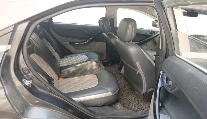 2018 Tata NEXON XM PETROL, Petrol, Manual, 79,457 km, interior
