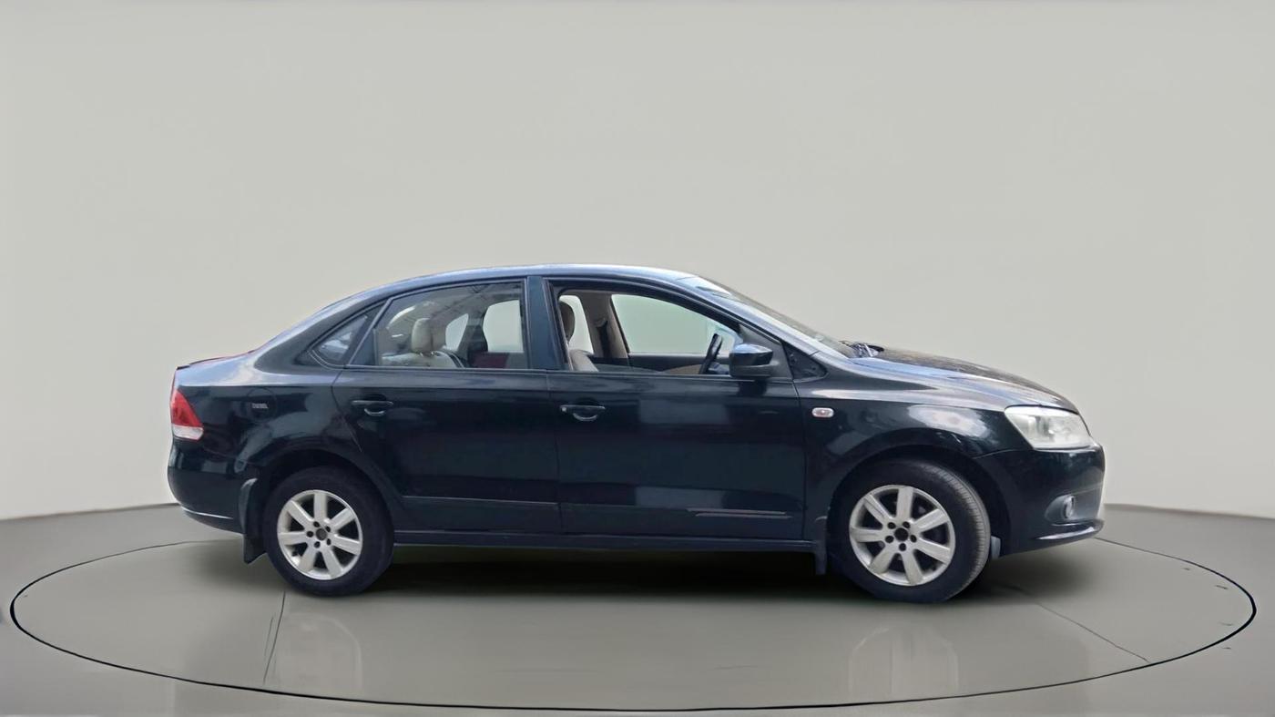 2011 Volkswagen Vento HIGHLINE DIESEL 1.6, Diesel, Manual, 1,07,681 km, exterior