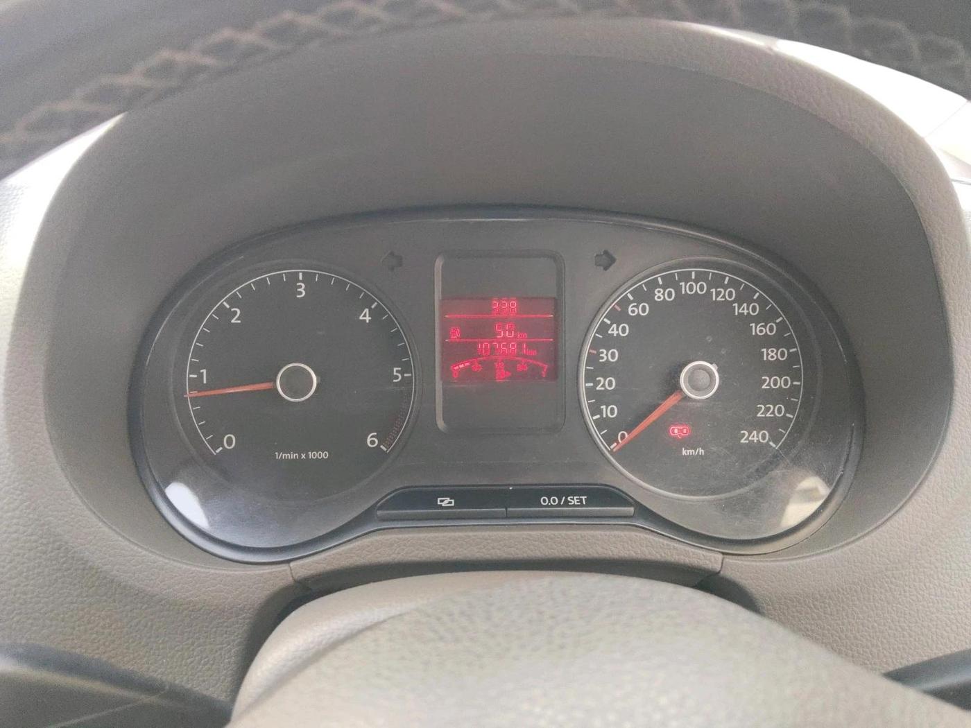 2011 Volkswagen Vento HIGHLINE DIESEL 1.6, Diesel, Manual, 1,07,681 km, interior