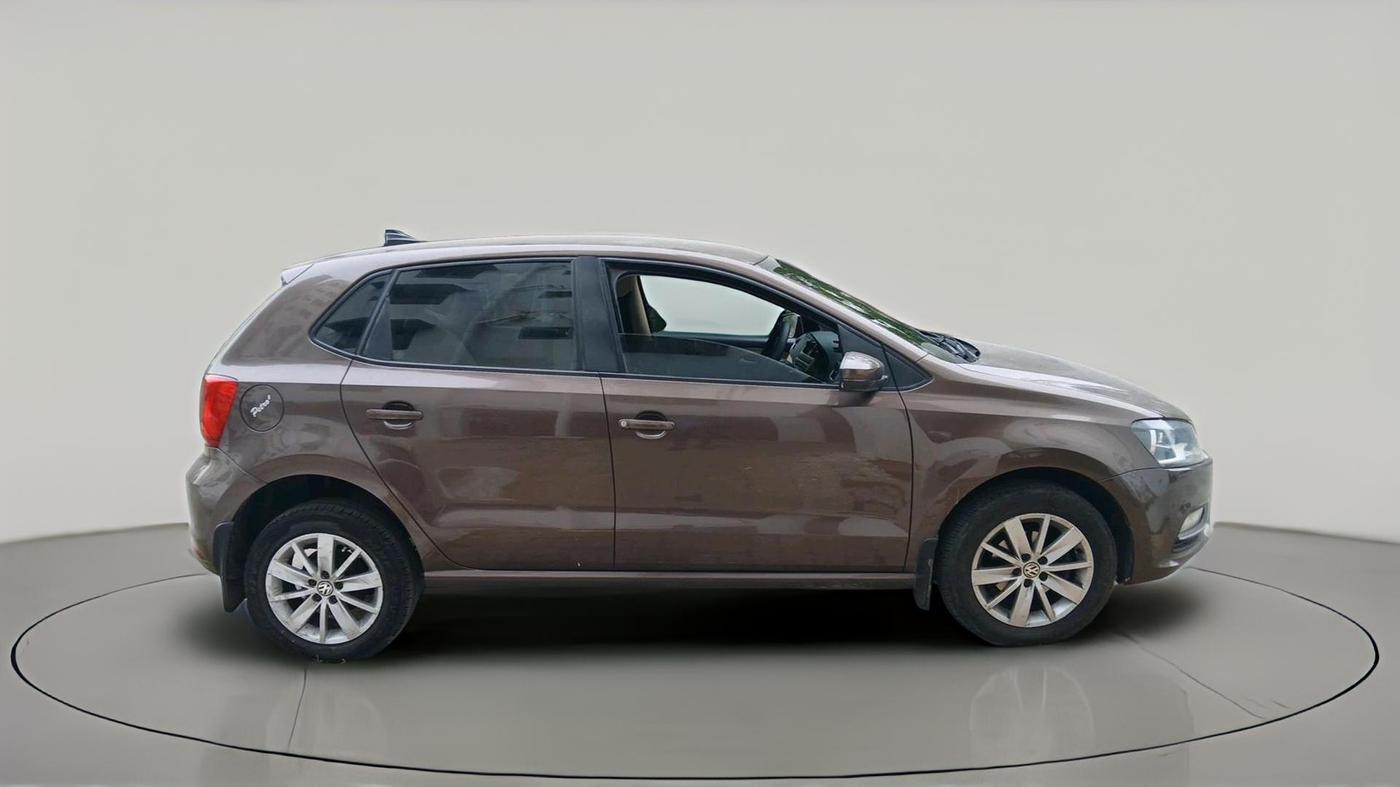 2016 Volkswagen Polo HIGHLINE1.2L, Petrol, Manual, 46,750 km, exterior