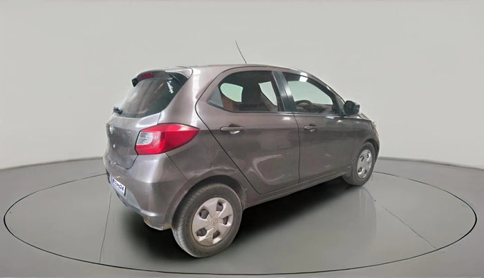 2018 Tata Tiago XZ DIESEL, Diesel, Manual, 1,99,775 km, exterior