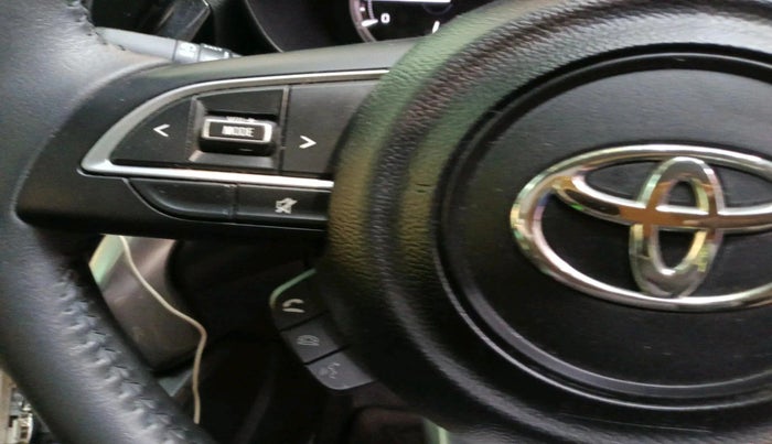 2023 Toyota URBAN CRUISER HYRYDER V NEO DRIVE, Petrol, Manual, 52,993 km, interior