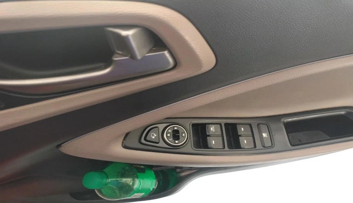 2015 Hyundai Elite i20 SPORTZ 1.2 (O), Petrol, Manual, 59,161 km, interior