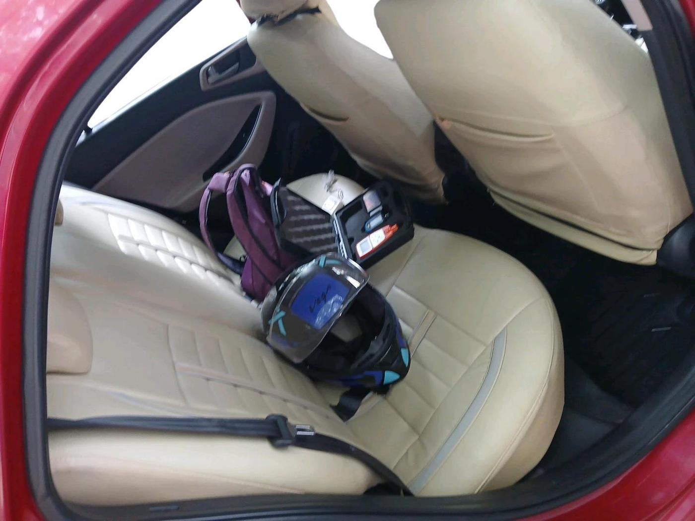 2016 Hyundai Elite i20 ASTA 1.2 (O), Petrol, Manual, 45,592 km, interior