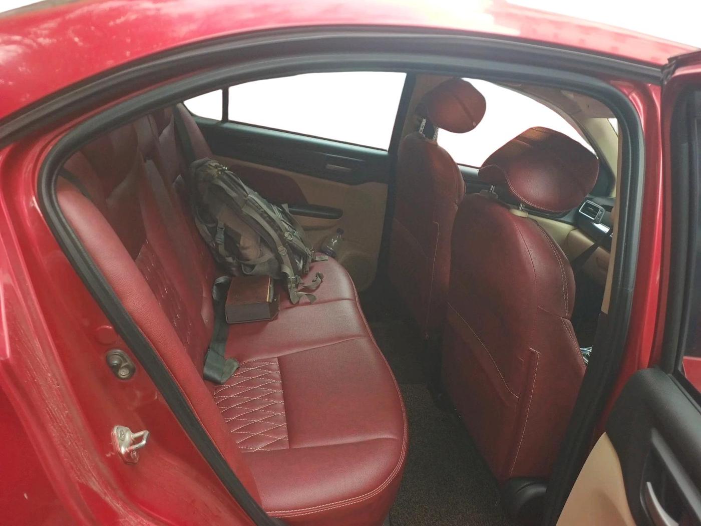 2019 Honda Amaze 1.2L I-VTEC S, Petrol, Manual, 1,12,222 km, interior