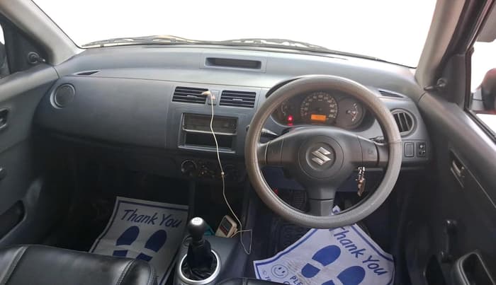 2006 Maruti Swift LXI 1.3, Petrol, Manual, 43,296 km, interior