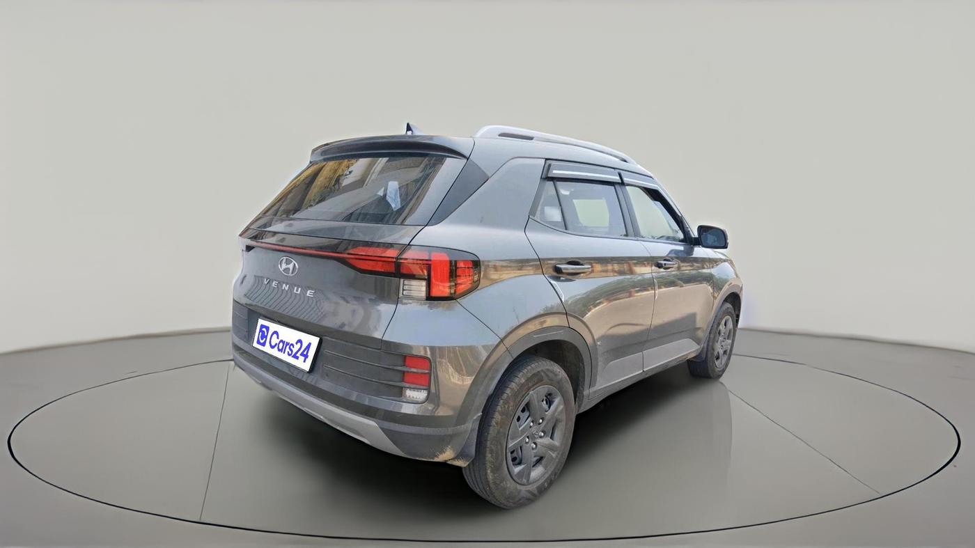 2025 Hyundai VENUE S PLUS 1.5 CRDI, Diesel, Manual, 17,436 km, exterior
