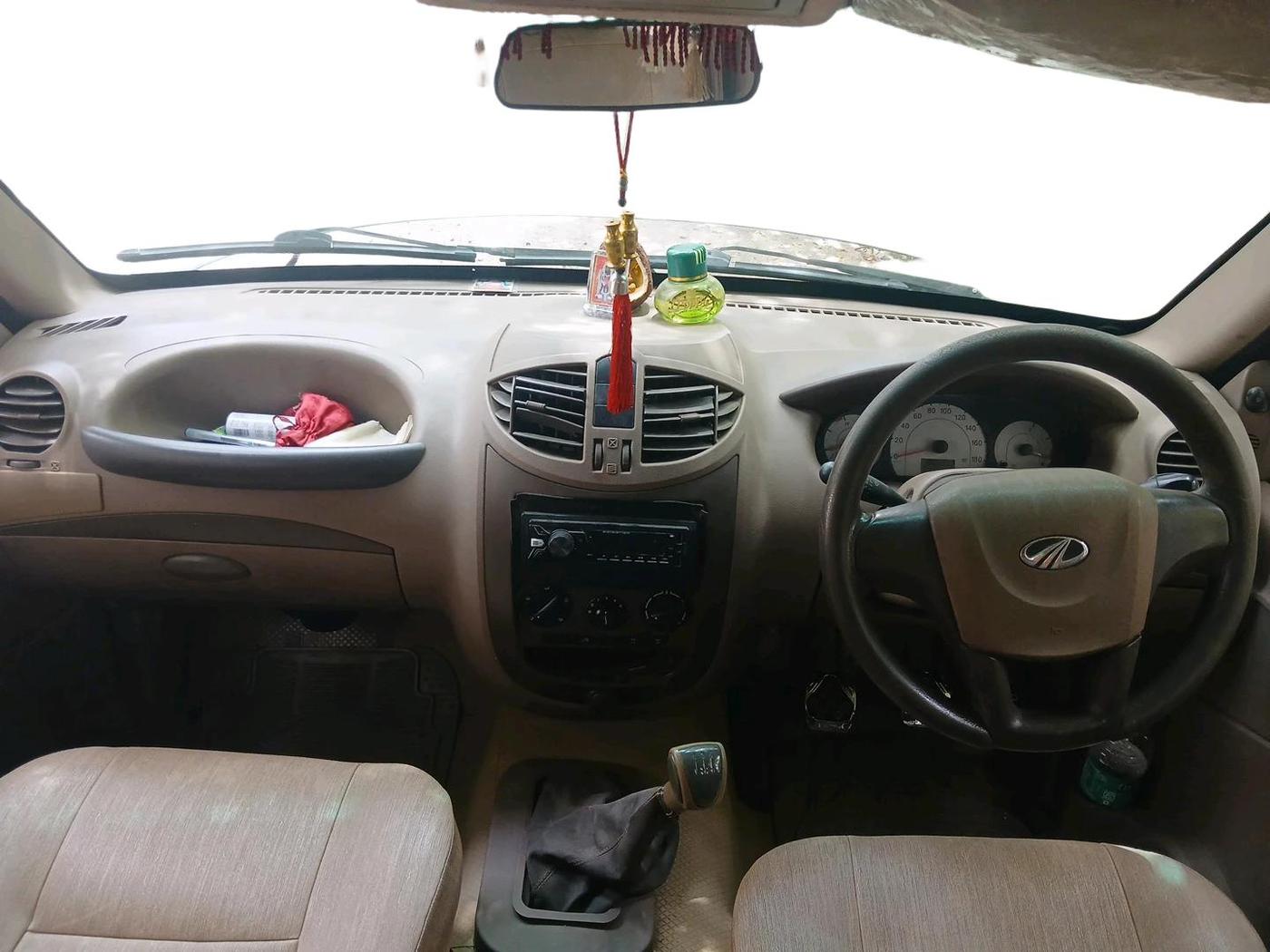 2012 Mahindra Xylo D2, Diesel, Manual, 90,030 km, interior
