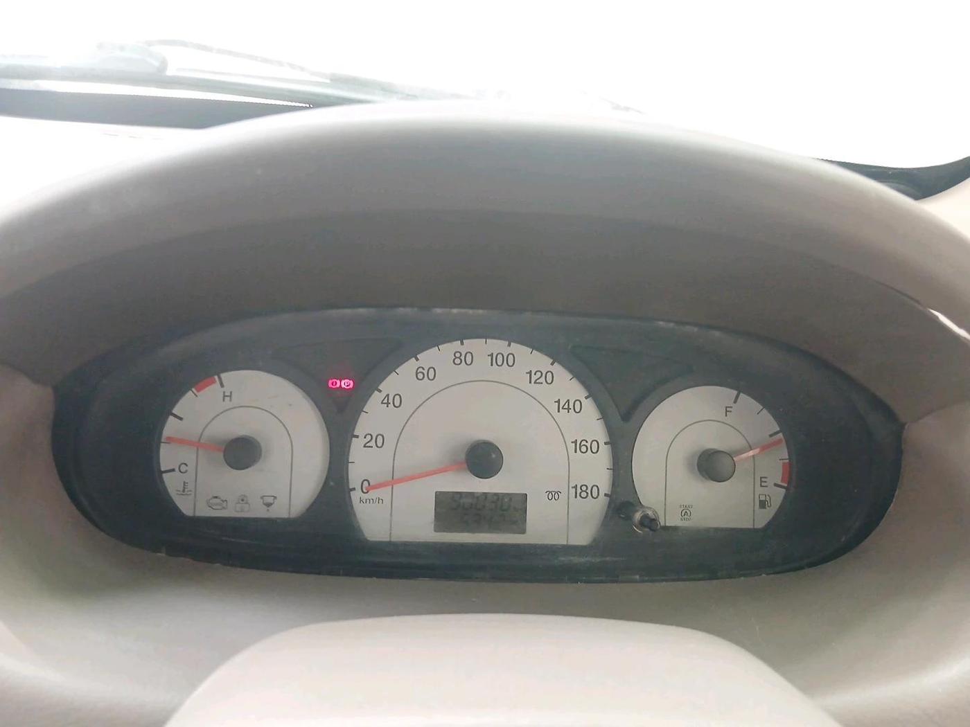2012 Mahindra Xylo D2, Diesel, Manual, 90,030 km, interior