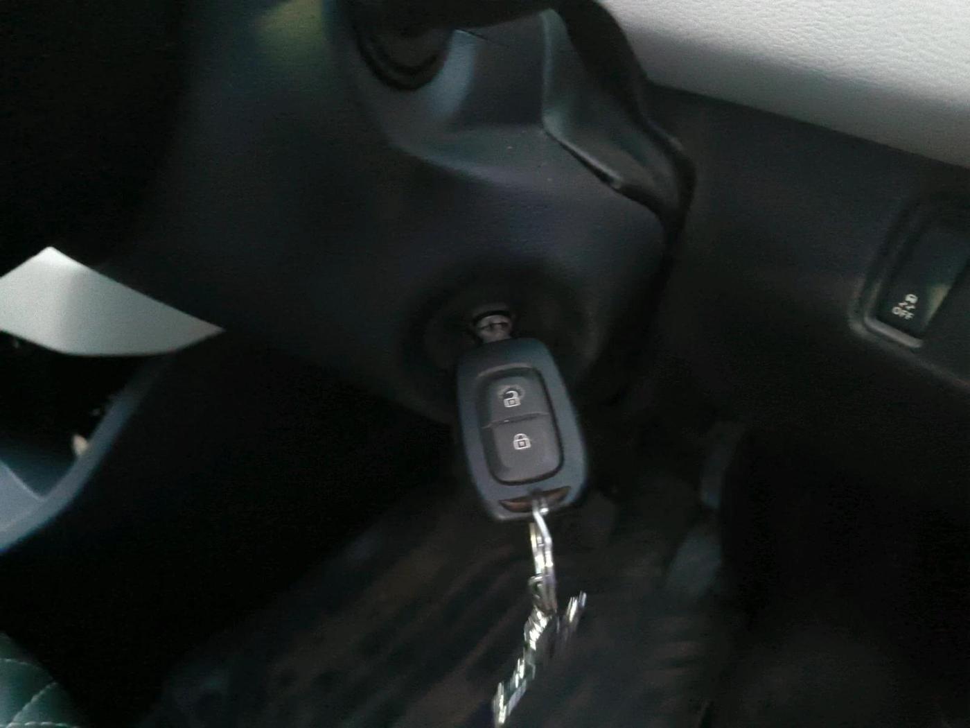 2024 Nissan MAGNITE XL, Petrol, Manual, 10,895 km, interior