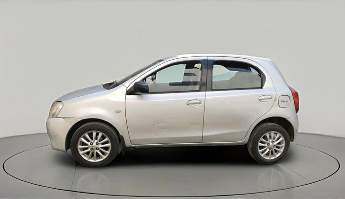 2011 Toyota Etios Liva V, Petrol, Manual, 94,191 km, exterior