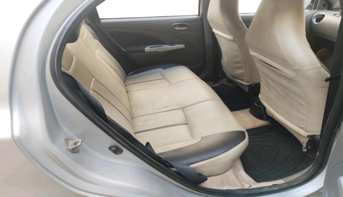 2011 Toyota Etios Liva V, Petrol, Manual, 94,191 km, interior