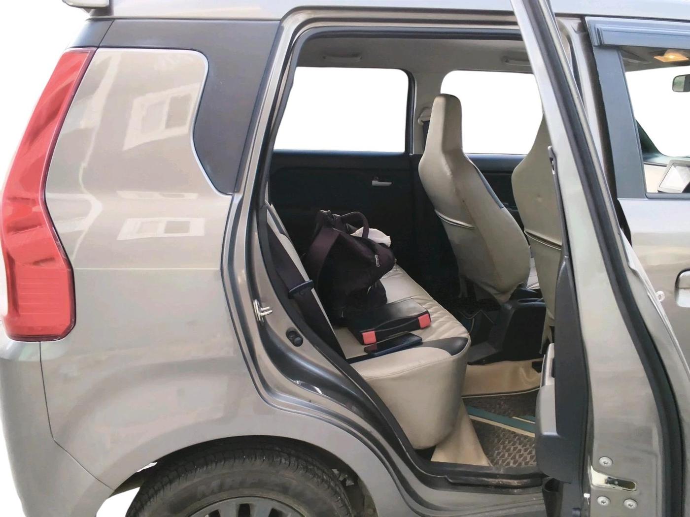 2022 Maruti New Wagon-R ZXI PLUS 1.2, Petrol, Manual, 20,832 km, interior
