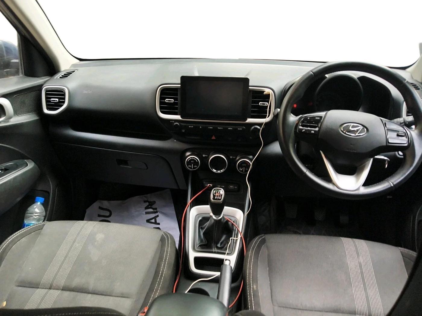 2021 Hyundai VENUE SX 1.5 CRDI, Diesel, Manual, 88,607 km, interior