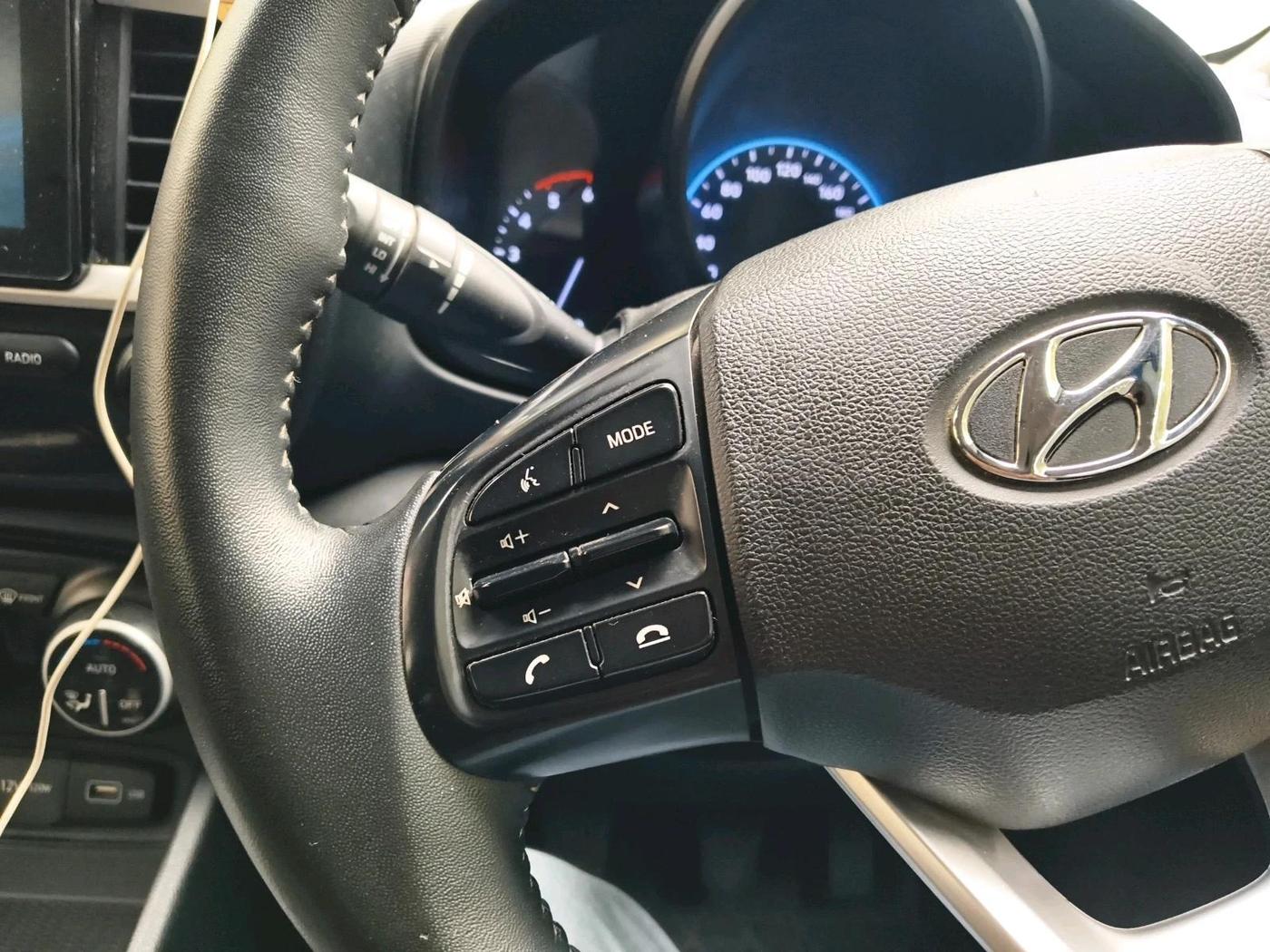 2021 Hyundai VENUE SX 1.5 CRDI, Diesel, Manual, 88,607 km, interior