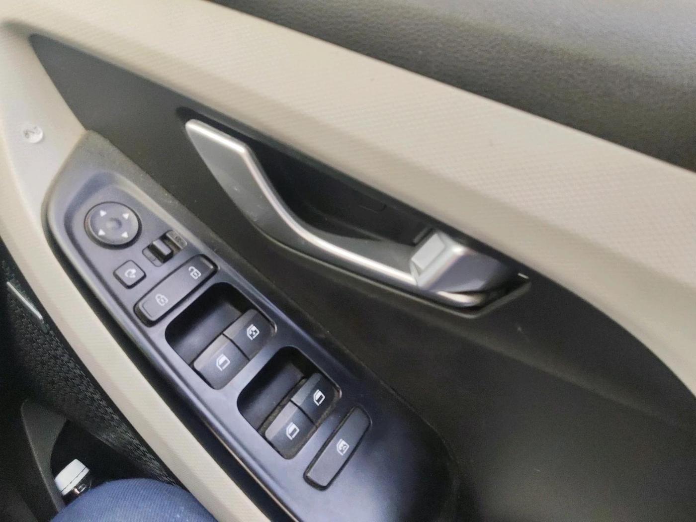 2023 Hyundai Creta SX (O) IVT 1.5 PETROL, Petrol, Automatic, 81,001 km, interior