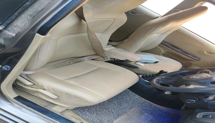 2015 Honda Amaze 1.2L I-VTEC S, Petrol, Manual, 40,476 km, interior