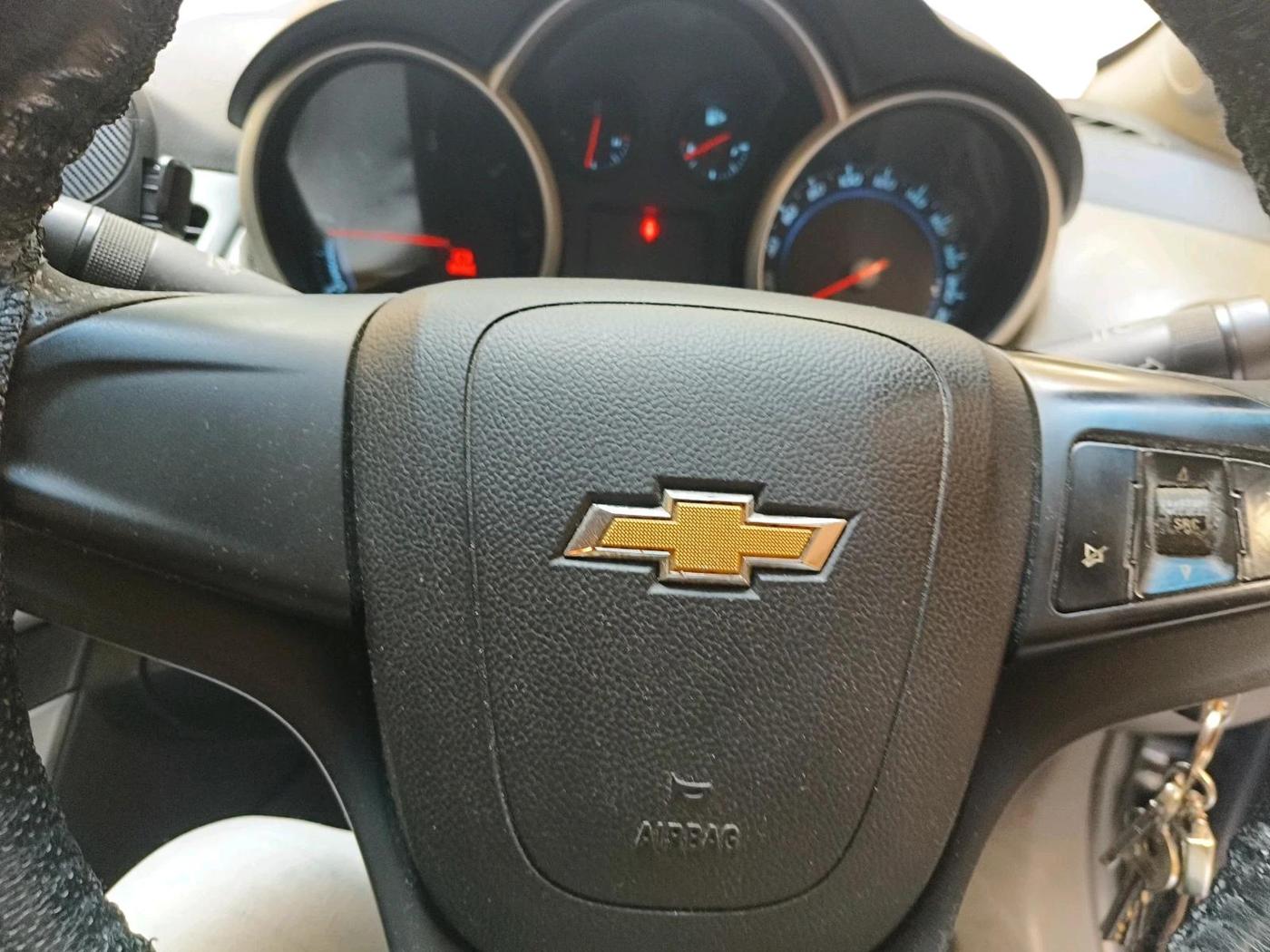 2011 Chevrolet Cruze LT, Diesel, Manual, 1,00,103 km, interior