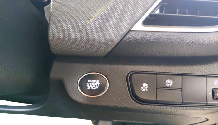 2024 KIA SELTOS HTK 1.5 Diesel MT, Diesel, Manual, 24,537 km, interior