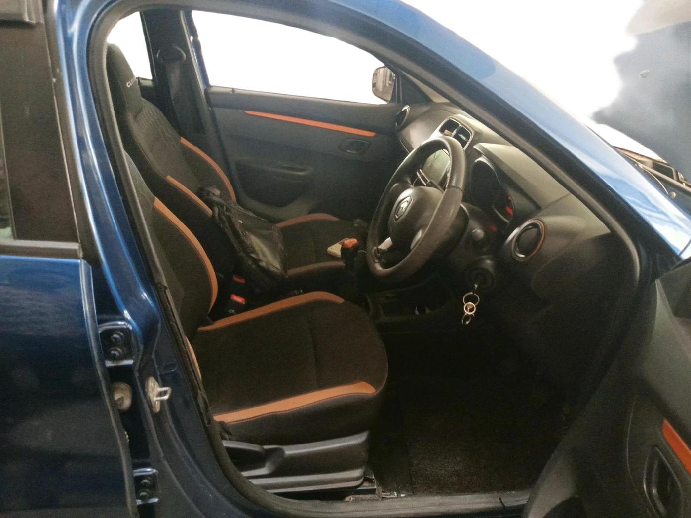 2019 Renault Kwid CLIMBER 1.0, Petrol, Manual, 76,124 km, interior
