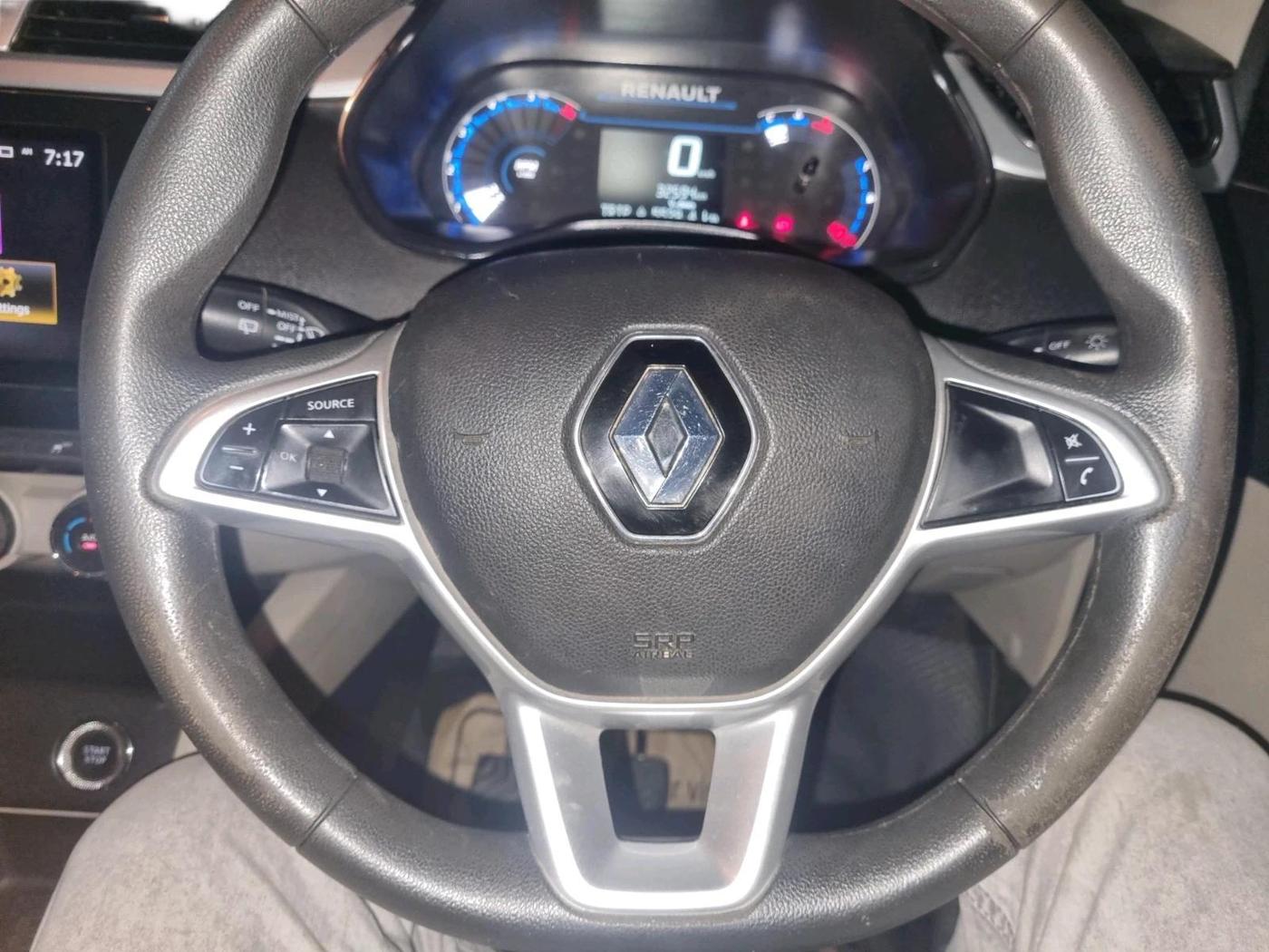 2023 Renault TRIBER RXZ, Petrol, Manual, 32,594 km, interior