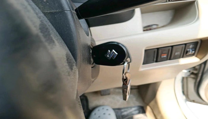2013 Maruti Swift Dzire VXI, Petrol, Manual, 98,685 km, interior