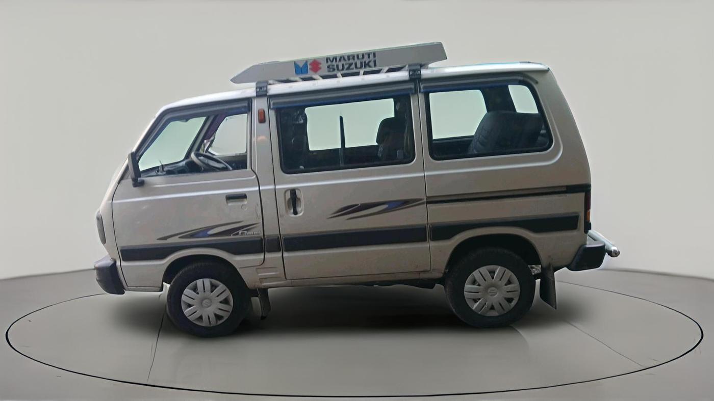 2017 Maruti Omni 5 STR, Petrol, Manual, 1,00,956 km, exterior