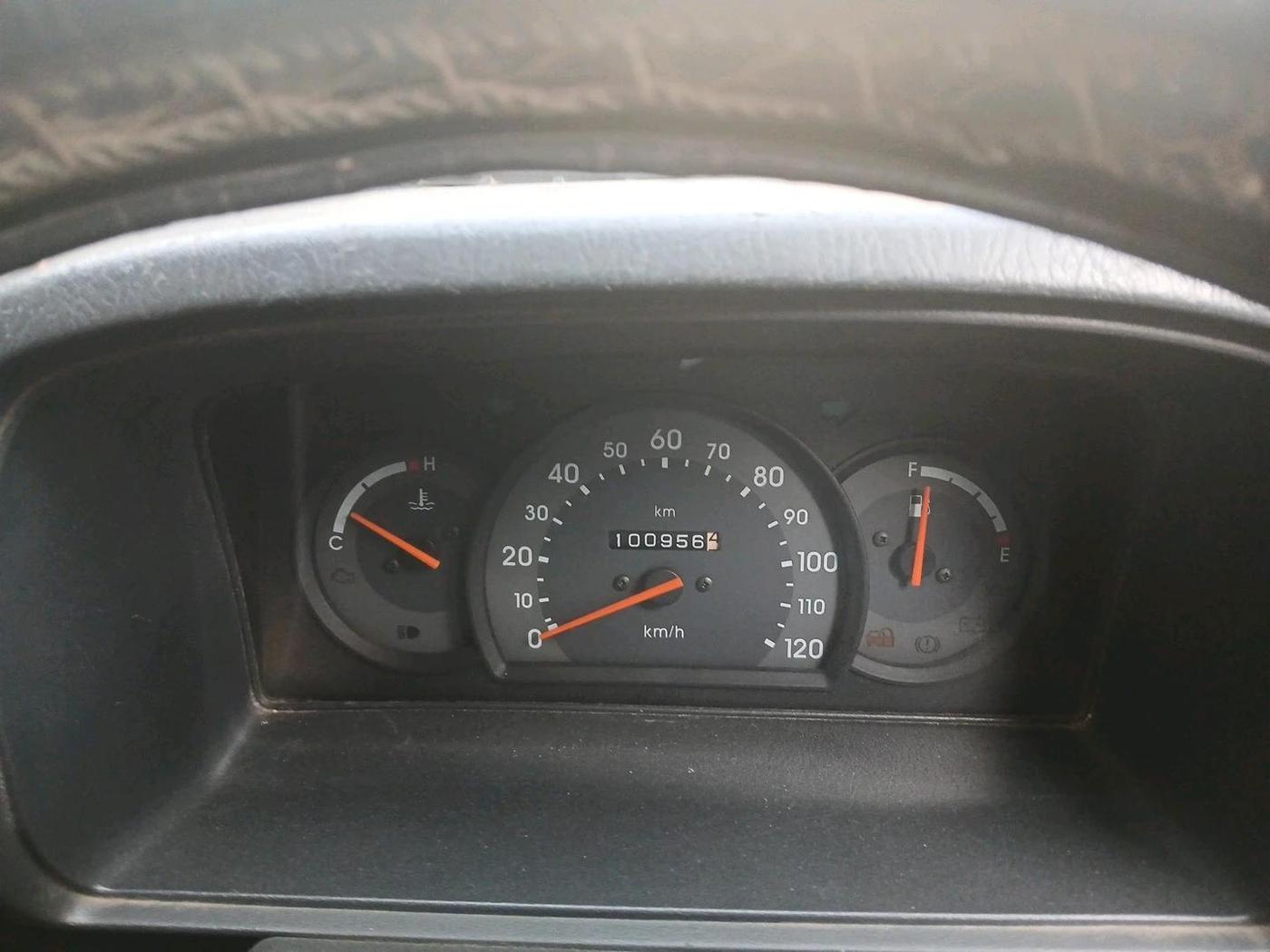 2017 Maruti Omni 5 STR, Petrol, Manual, 1,00,956 km, interior