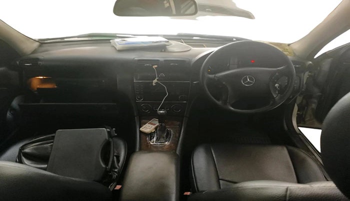 2006 Mercedes Benz C Class 200K MT, Petrol, Manual, 1,27,429 km, interior