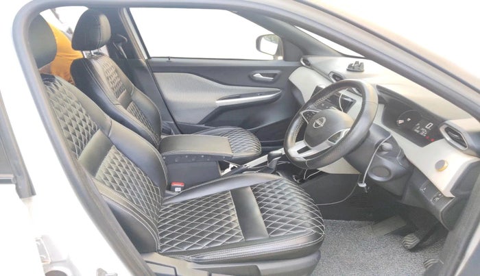 2022 Nissan MAGNITE XV EXECUTIVE TURBO CVT, Petrol, Automatic, 20,976 km, interior