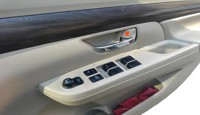 2022 Maruti Ertiga ZXI (O) CNG, CNG, Manual, 1,14,258 km, interior