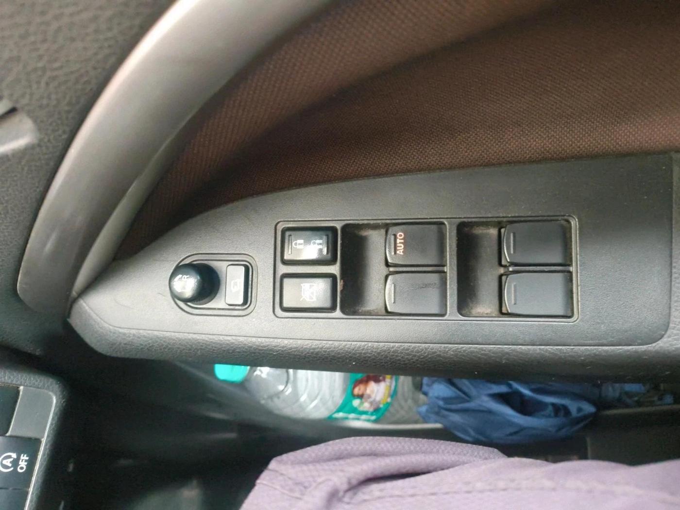 2022 Maruti BREZZA ZXI + AT SMART HYBRID DUAL TONE, Petrol, Automatic, 29,469 km, interior