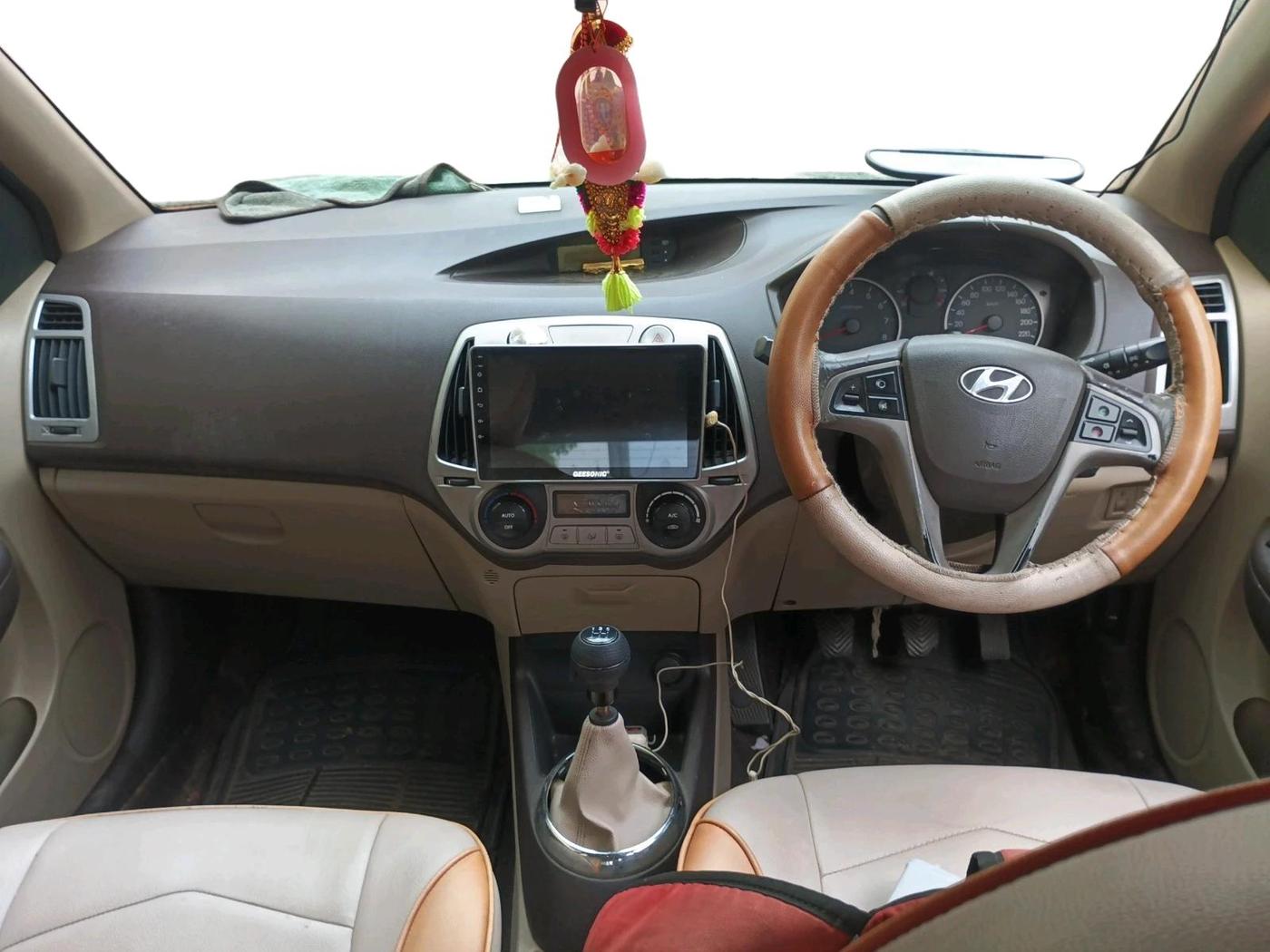 2011 Hyundai i20 SPORTZ 1.2, Petrol, Manual, 79,626 km, interior
