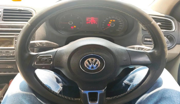 2013 Volkswagen Polo HIGHLINE DIESEL, Diesel, Manual, 1,13,713 km, interior