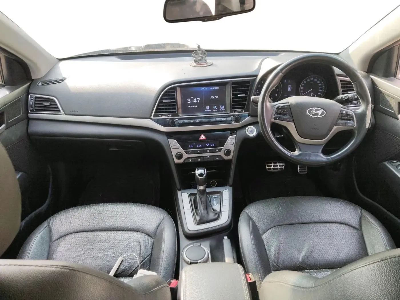 2016 Hyundai New Elantra 2.0 SX(O) AT PETROL, Petrol, Automatic, 67,552 km, interior