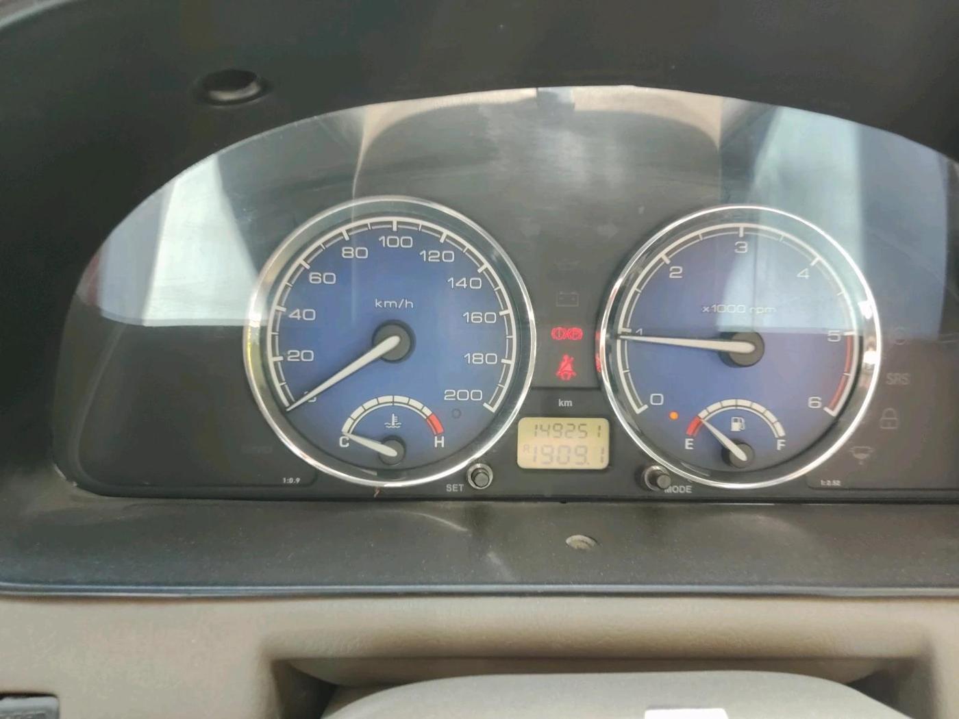 2012 Tata Safari 4X2 EX DICOR 2.2 VTT, Diesel, Manual, 1,49,251 km, interior