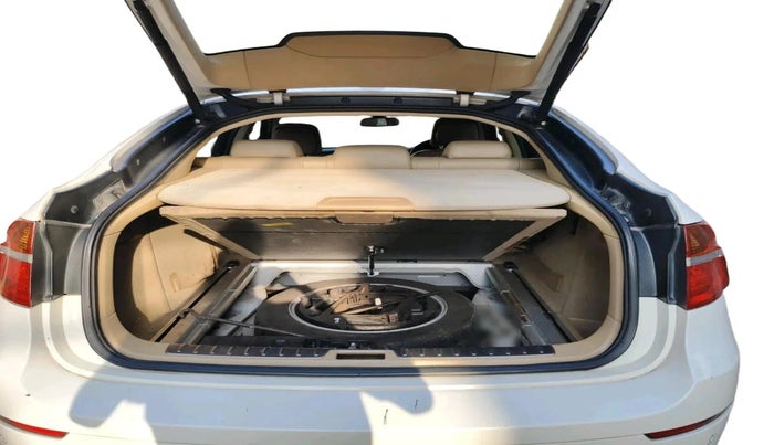 2012 BMW X6 XDRIVE 30 D, Diesel, Automatic, 1,57,796 km, exterior