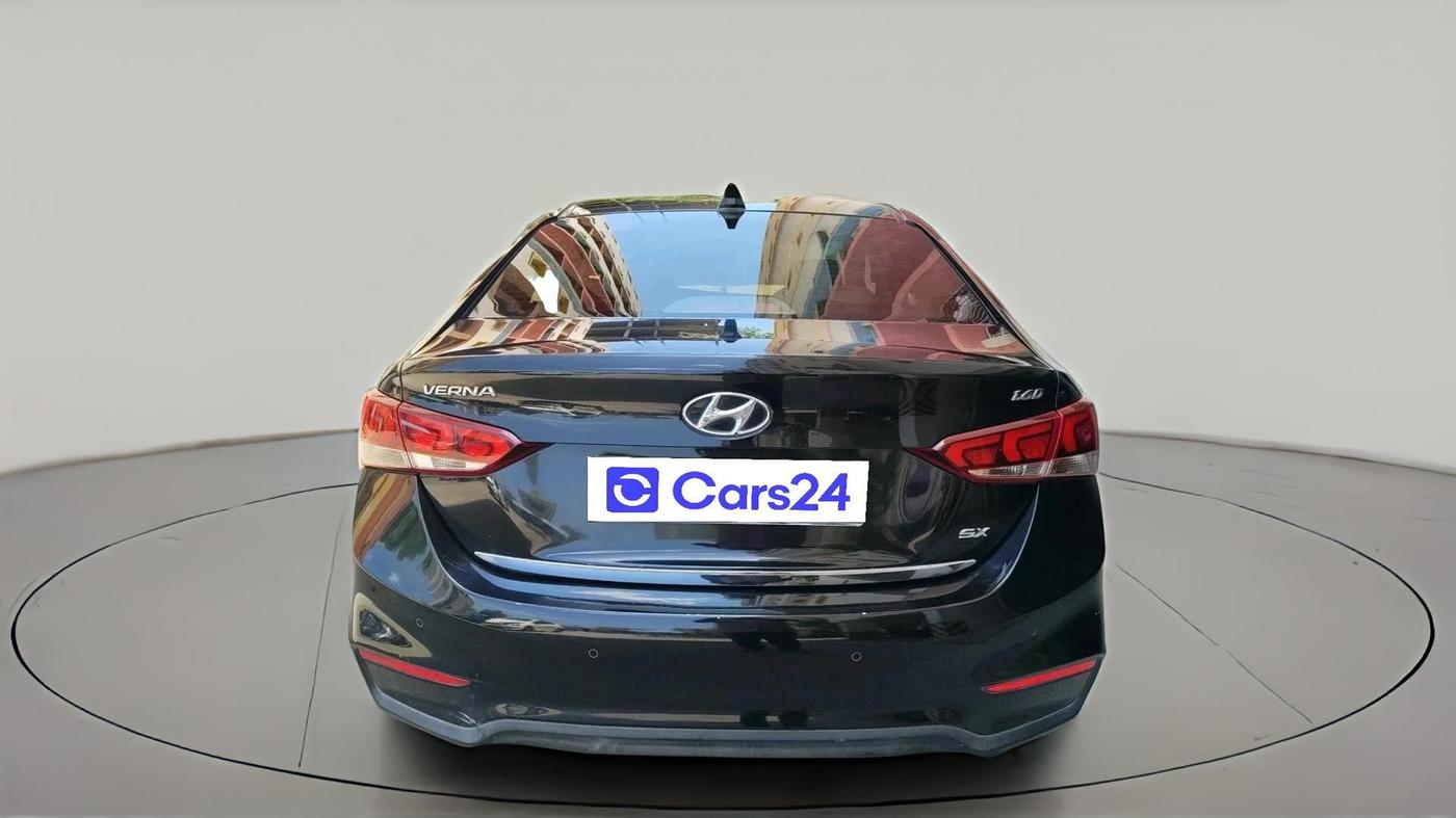 2018 Hyundai Verna 1.6 CRDI SX, Diesel, Manual, 55,281 km, exterior