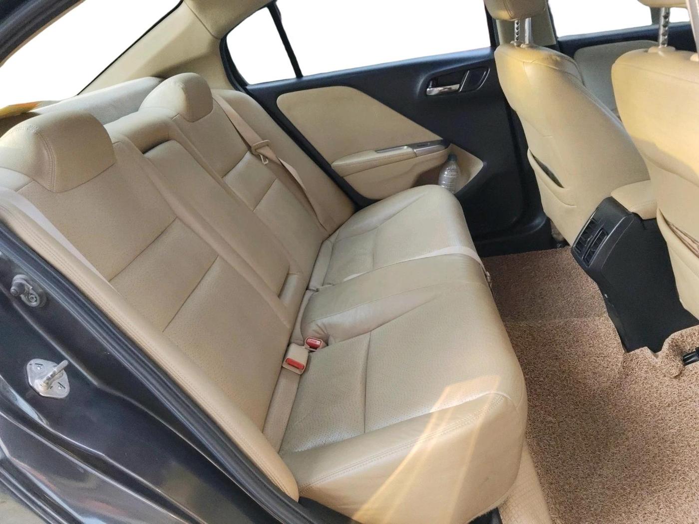 2014 Honda City 1.5L I-VTEC VX CVT, Petrol, Automatic, 1,05,103 km, interior