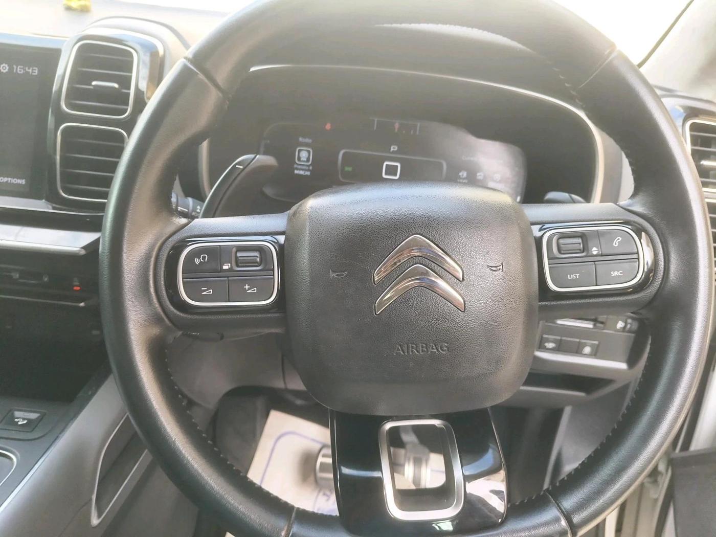2021 CITROEN C5 AIRCROSS FEEL DUAL TONE, Diesel, Automatic, 42,000 km, interior