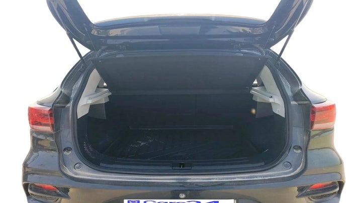 2021 MG ASTOR SAVVY 1.3 TURBO AT S RED, Petrol, Automatic, 32,776 km, exterior