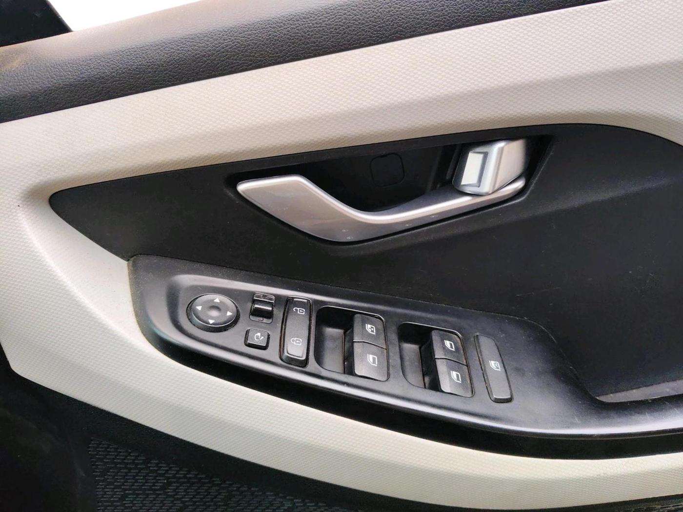 2023 Hyundai Creta SX 1.5 PETROL, Petrol, Manual, 24,604 km, interior