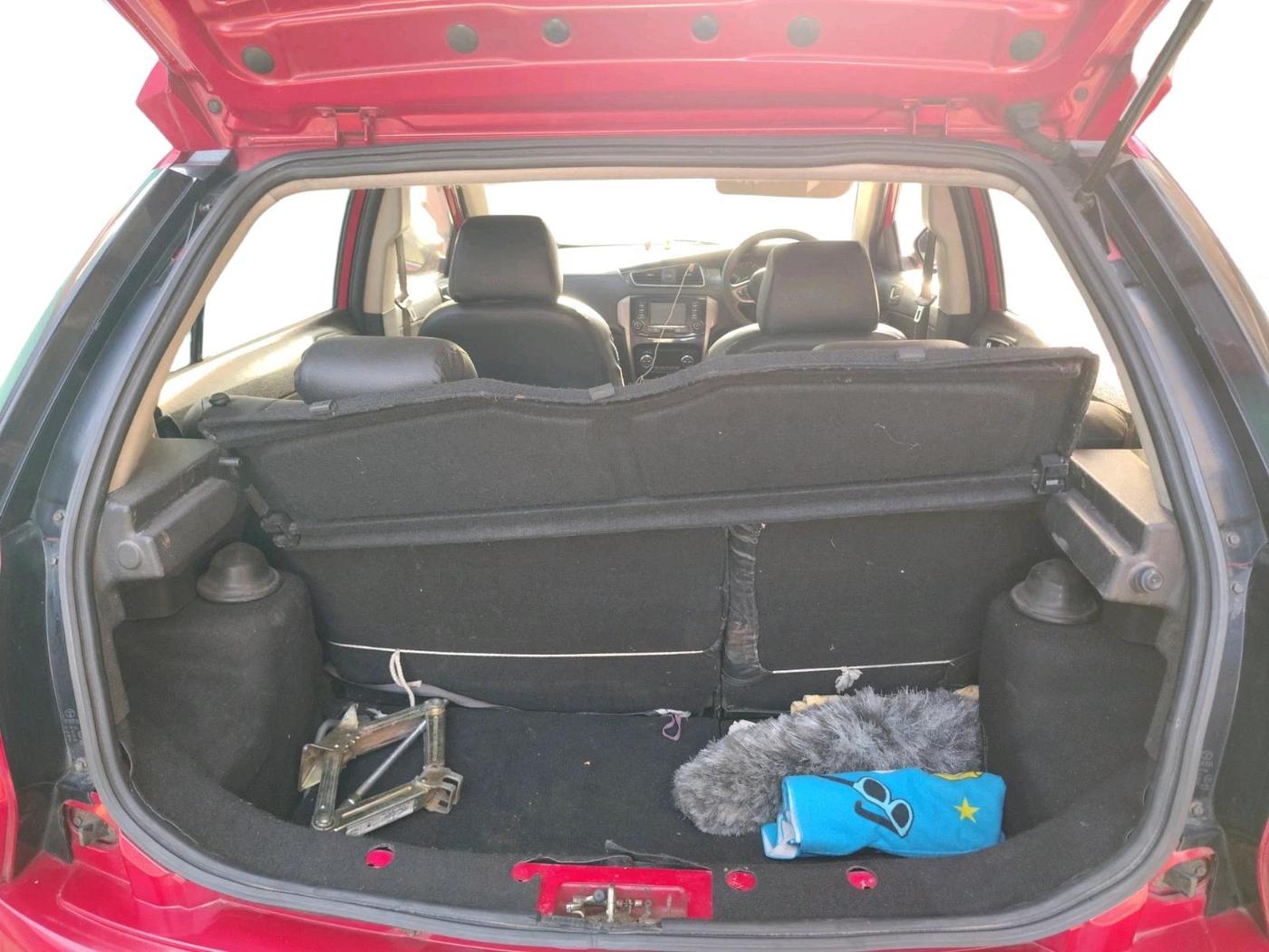 2015 Tata Bolt XT QUADRAJET, Diesel, Manual, 96,791 km, exterior