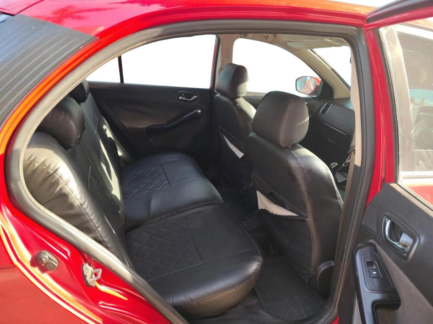 2015 Tata Bolt XT QUADRAJET, Diesel, Manual, 96,791 km, interior