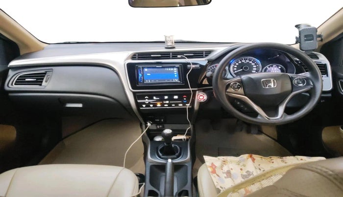 2017 Honda City 1.5L I-VTEC V MT, Petrol, Manual, 72,183 km, interior